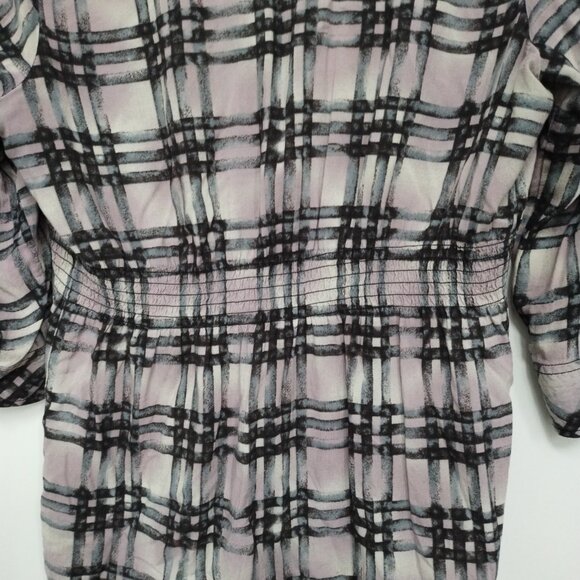 Guess jeans button down 3/4 sleeve longer style top - Picture 5 of 7